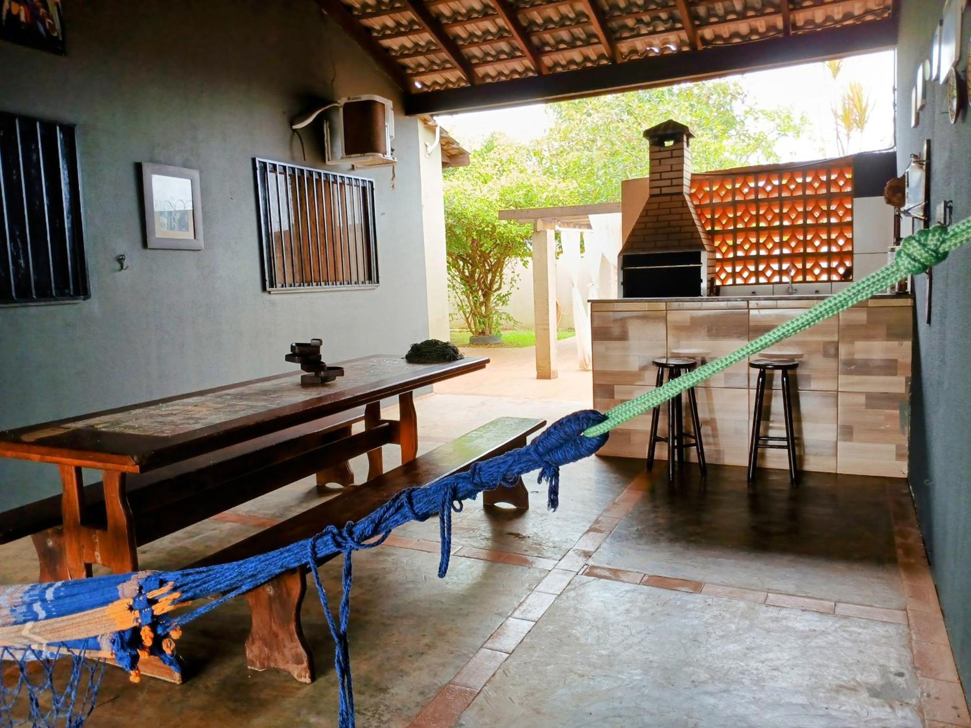 Casa Com Spa De Hidro, Aquecedor E Cromoterapia A 1,0 Km Do Centro Chapada dos Guimarães Exterior photo