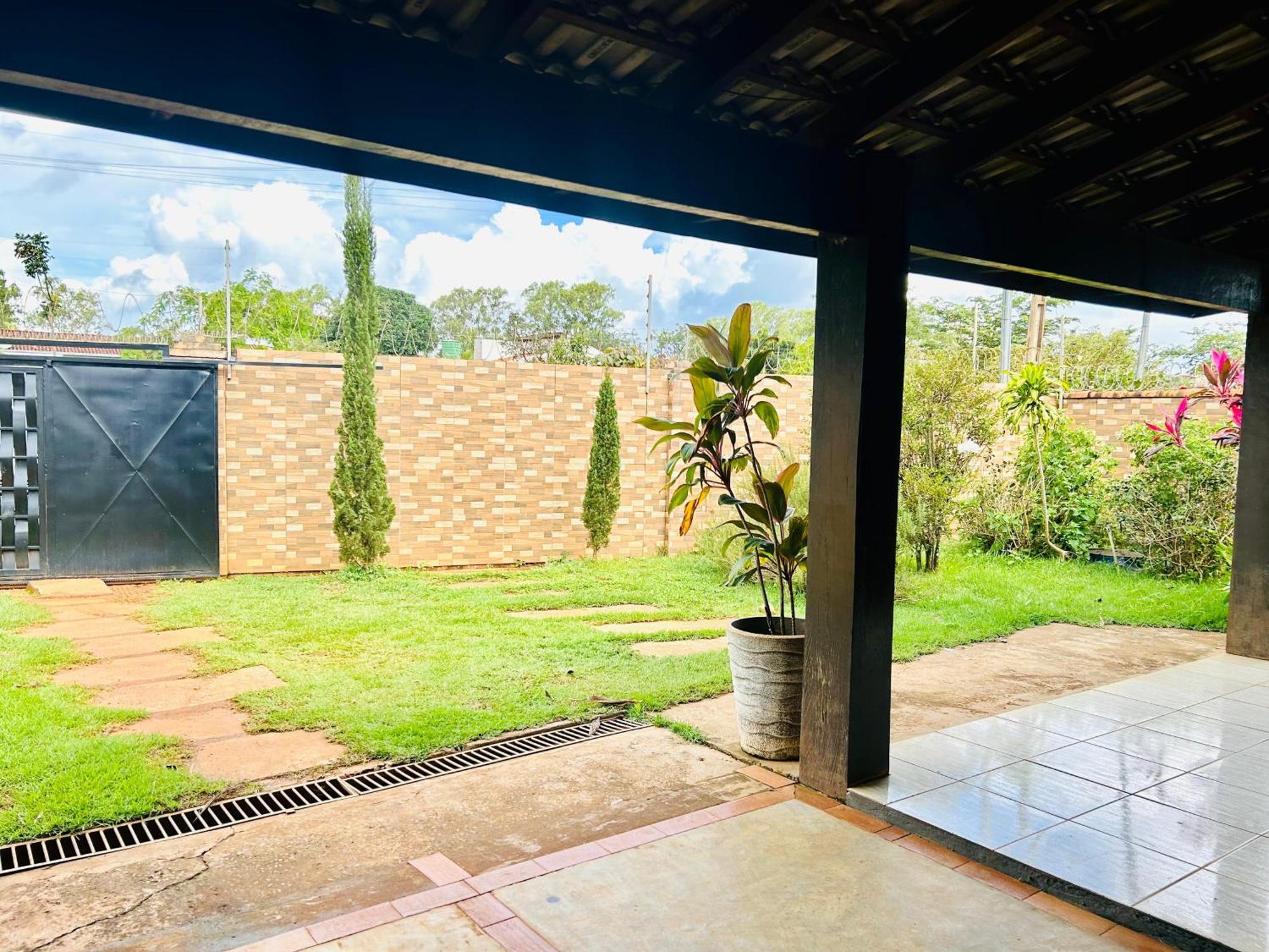Casa Com Spa De Hidro, Aquecedor E Cromoterapia A 1,0 Km Do Centro Chapada dos Guimarães Exterior photo